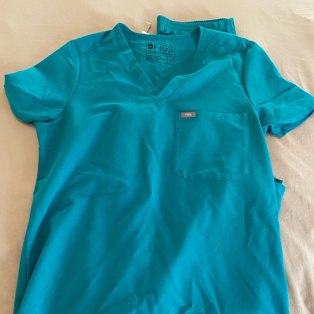 Teal Figs Scrubs set